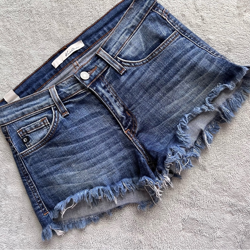 Kancan Buckle Mid-Rise Stretch Distressed Raw Hem Cutoff Denim Jean Short Anza